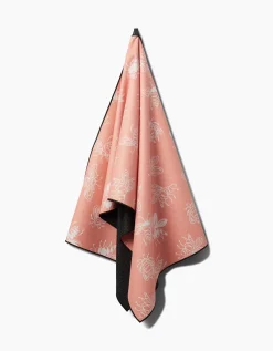 GEOMETRY Beelieve Yoga Towel