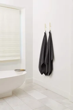 GEOMETRY Charcoal Waffle Bath Towel