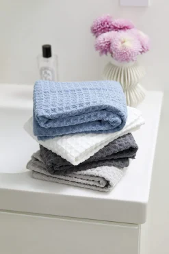 GEOMETRY Cloud Waffle Hand Towel