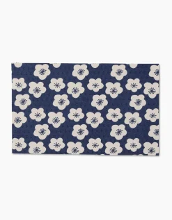 GEOMETRY Every Wish Not Paper Towel