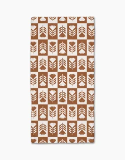 GEOMETRY Flower Patch Bar Towel