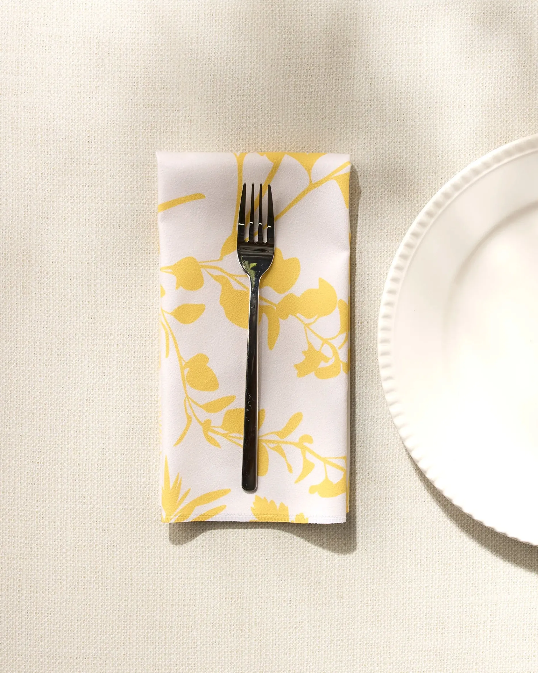 GEOMETRY Garden of Gold Dinner Napkin Set