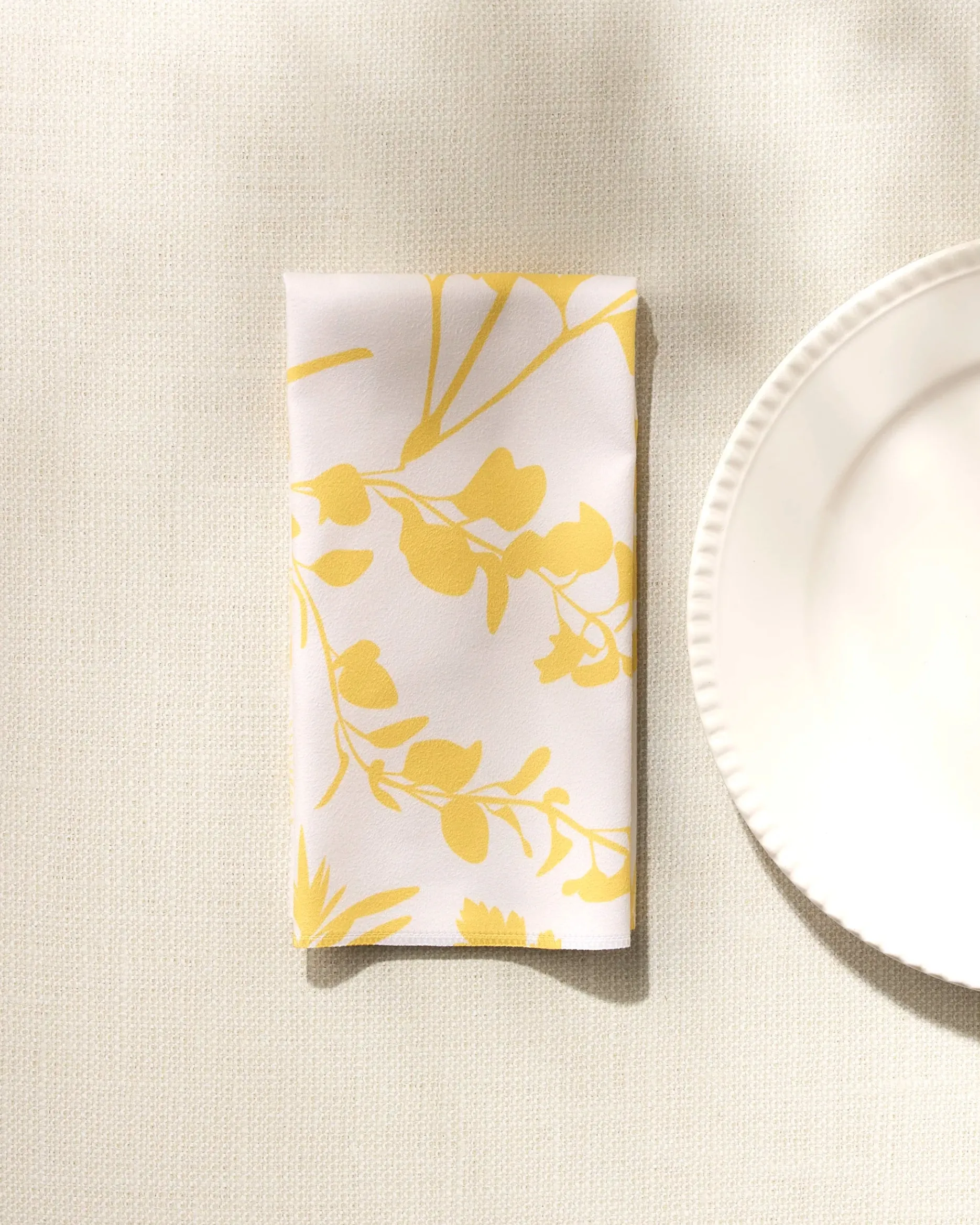 GEOMETRY Garden of Gold Dinner Napkin Set