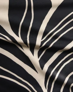 GEOMETRY Giant Lush Floral Tablecloth