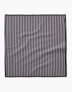 GEOMETRY Good Pup Paw Towel