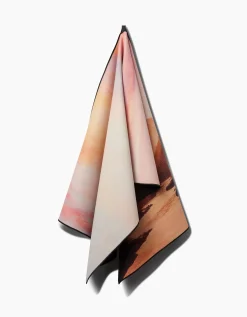 GEOMETRY Her Majesty Yoga Towel