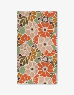 GEOMETRY Jorah Luxe Bath Towel