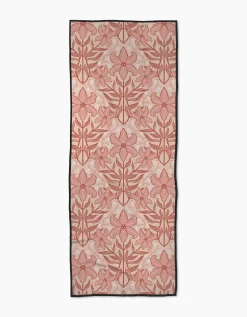 GEOMETRY Lily Nouveau Yoga Towel