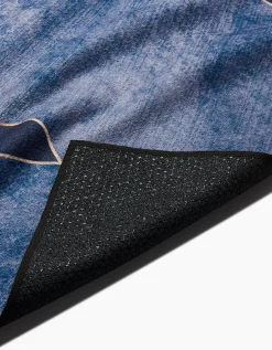 GEOMETRY Lined With Gold Yoga Towel