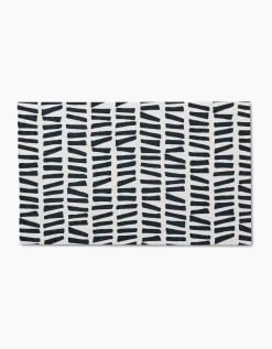 GEOMETRY Lines, Dots and Dashes Not Paper Towel