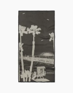 GEOMETRY Lost In Clemente Fitness Towel