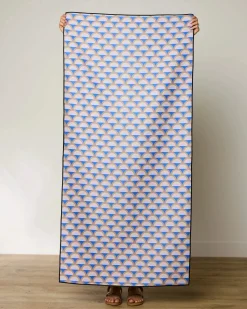 GEOMETRY Mauve Mounds Beach Towel