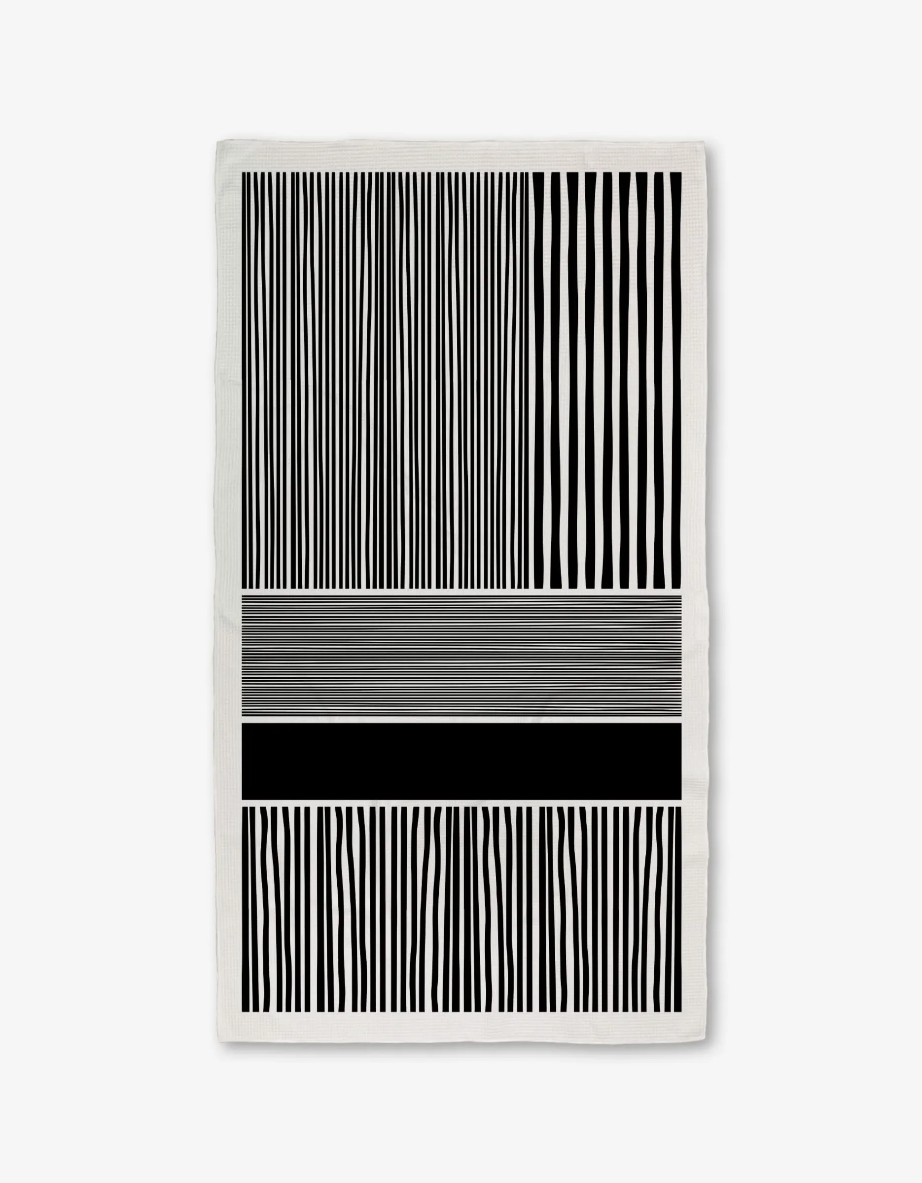 GEOMETRY Modern Form Luxe Bath Towel