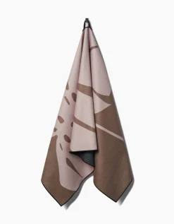 GEOMETRY Monstera Leaf Beach Towel