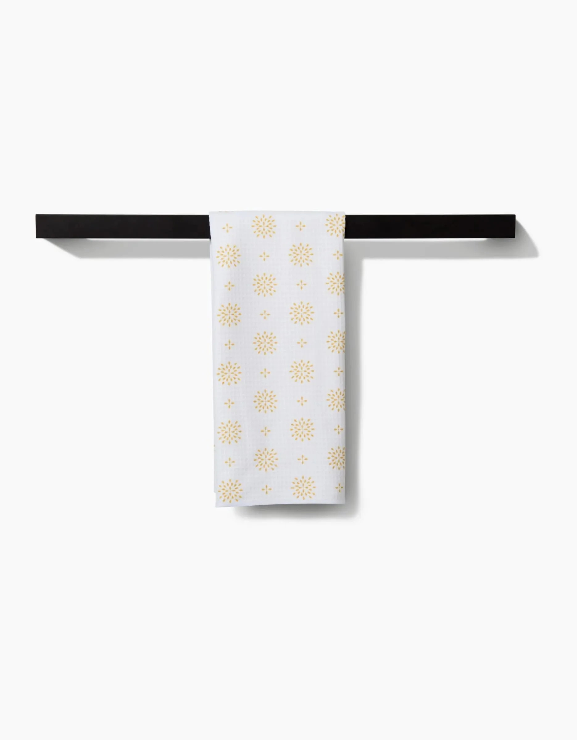 GEOMETRY Morning Petals Luxe Hand Towel