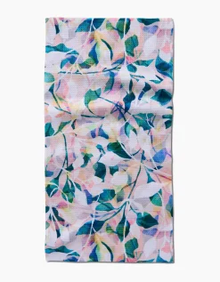 GEOMETRY Painted Foliage Bar Towel