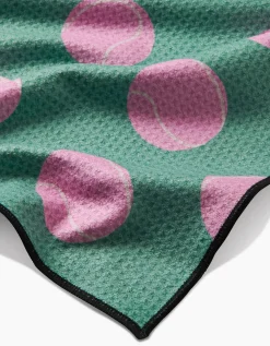 GEOMETRY Pink Ball Dog Towel
