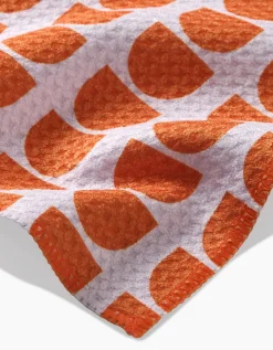 GEOMETRY Pink Illusion Bar Towel