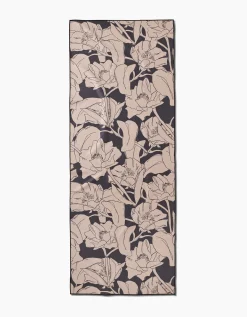 GEOMETRY Plant One on Me Yoga Towel