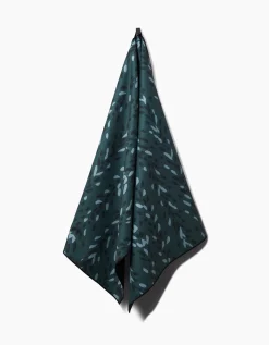 GEOMETRY Pose Yoga Towel