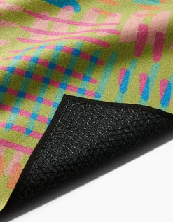 GEOMETRY Positive Vibes Yoga Towel