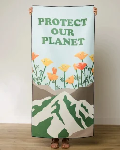 GEOMETRY Protect Beach Towel