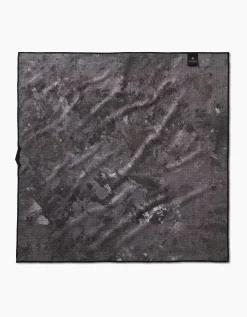 GEOMETRY Pupnana Dog Towel