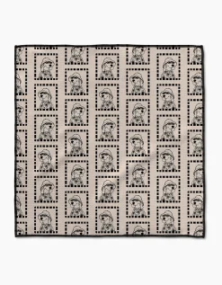 GEOMETRY Ready For Summer Doggy Paw Towel