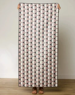 GEOMETRY Retro Round Light Beach Towel