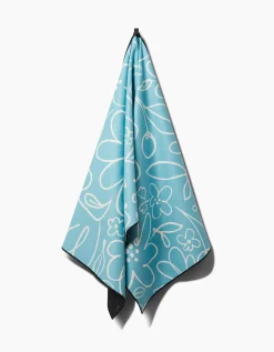 GEOMETRY River Blossom Yoga Towel