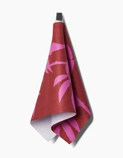 GEOMETRY Rose Bar Towel