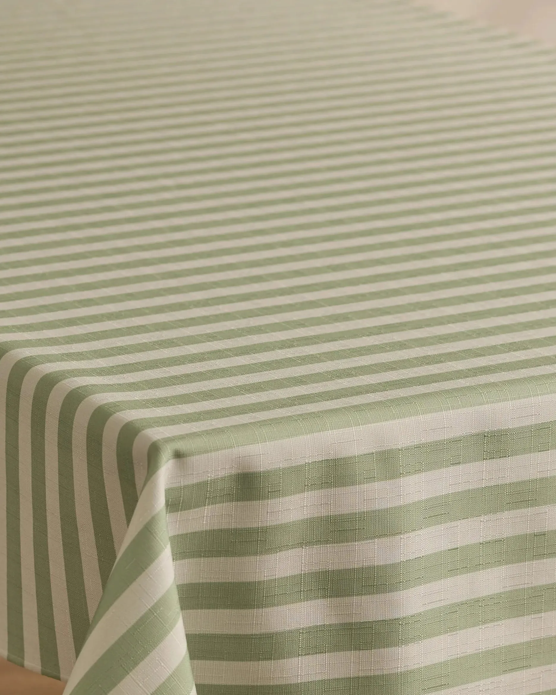 GEOMETRY Seagrass Tablecloth
