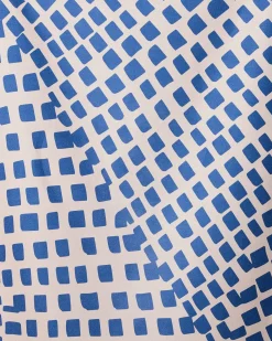 GEOMETRY Shelly Back Beach Towel