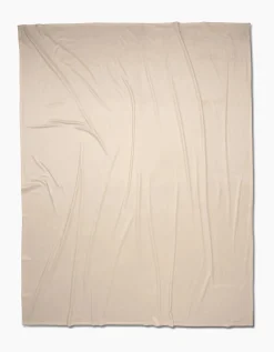 GEOMETRY Soft Glow Butter Blanket