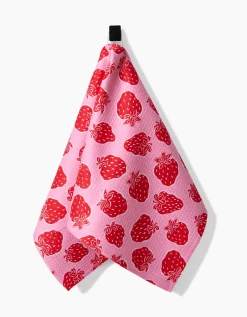 GEOMETRY Strawberry Fields Bar Towel