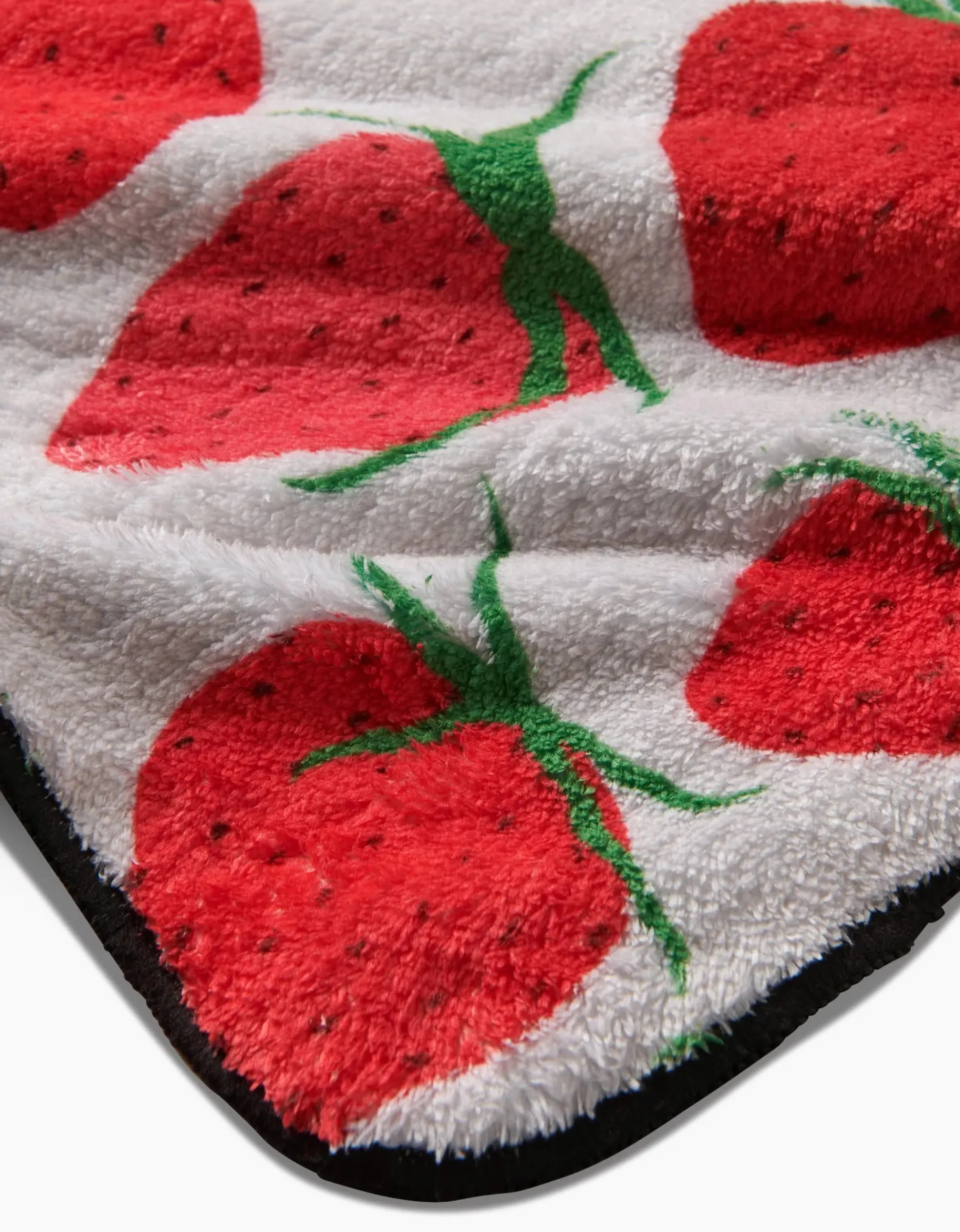 GEOMETRY Strawberry Sniff Plush Towel