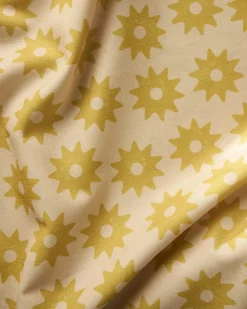 GEOMETRY Sunny Sun Table Runner