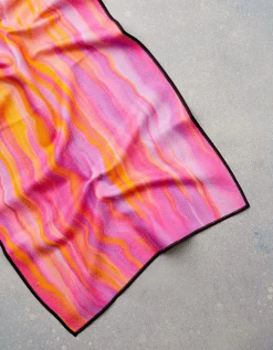 GEOMETRY The Rush Fitness Towel