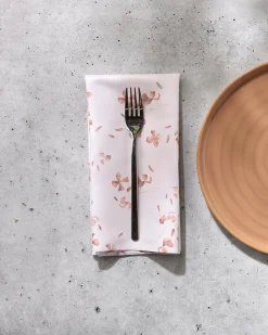 GEOMETRY Tiny Petals Dinner Napkin Set