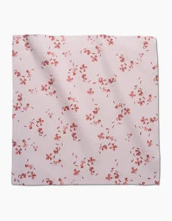 GEOMETRY Tiny Petals Dinner Napkin Set