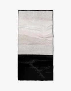 GEOMETRY Top Layer Fitness Towel