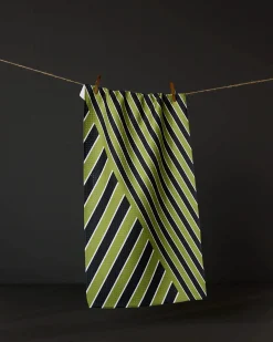 GEOMETRY Tricky Lines Bar Towel