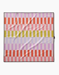 GEOMETRY Wag Wise Dog Towel