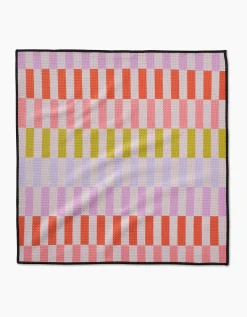 GEOMETRY Wag Wise Paw Towel