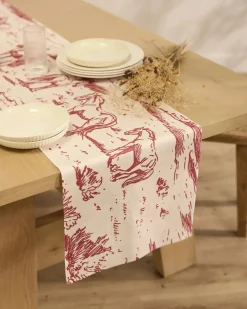 GEOMETRY Western Scene Table Runner