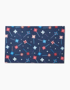 GEOMETRY Whirlwind Pins Not Paper Towel