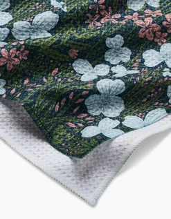 GEOMETRY White And Green Meadow Tea Towel