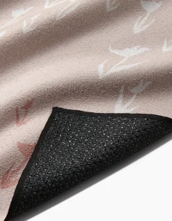 GEOMETRY You Grow Girl Yoga Towel